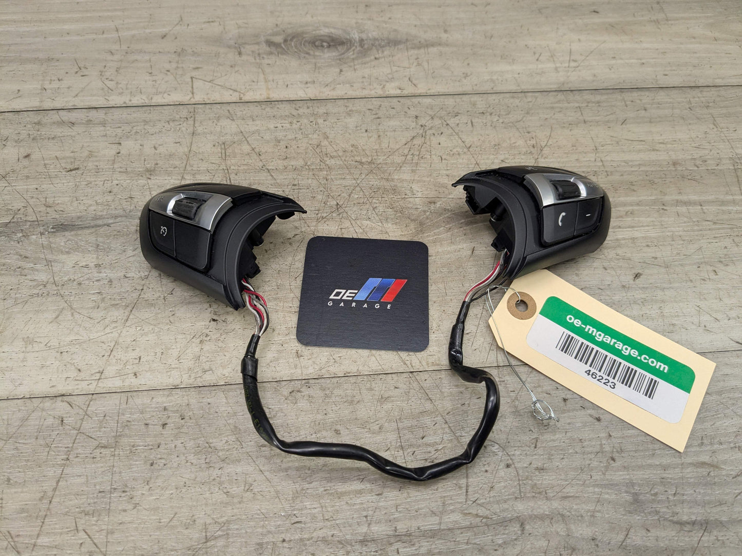 OEM BMW F10 F22 F23 F30 F32 F33 F36 M SPORT Steering Wheel Multifunction Button*