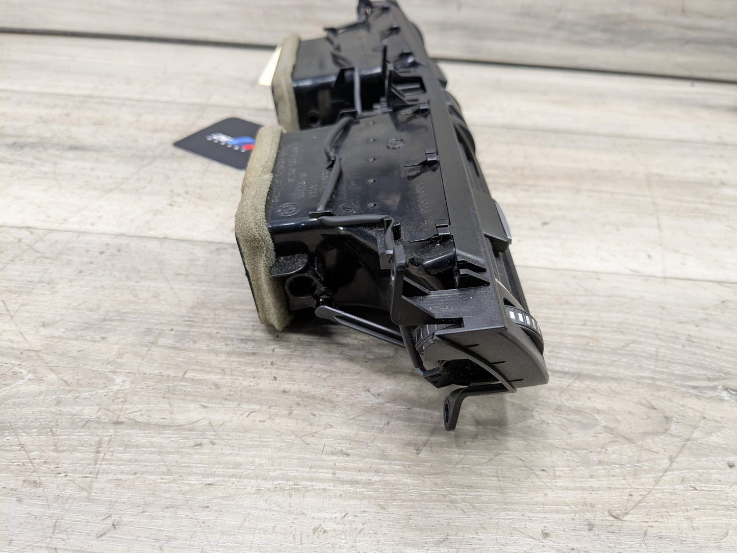 14-19 OEM BMW F15 F16 F85 F86 X5 X6 Dash Center Hazard Button AC Air Vent Grille