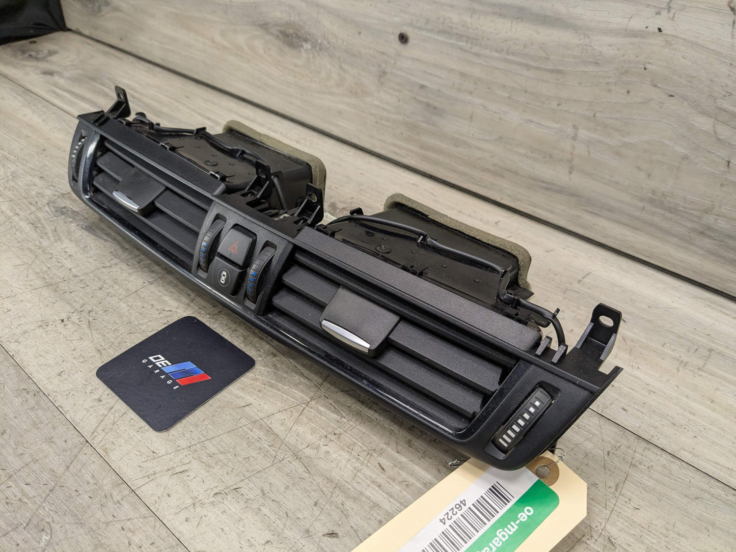 14-19 OEM BMW F15 F16 F85 F86 X5 X6 Dash Center Hazard Button AC Air Vent Grille