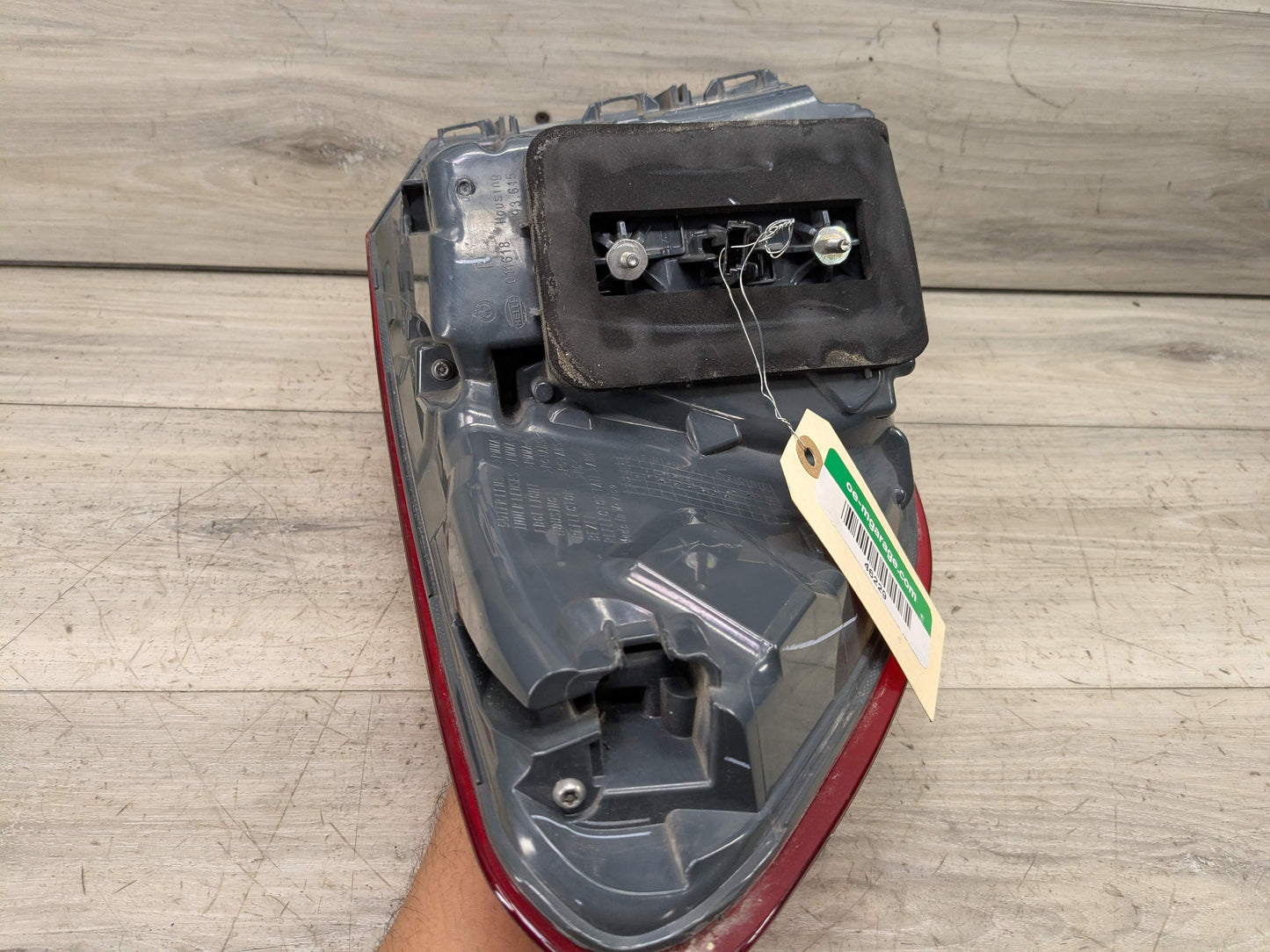 15-19 OEM BMW F16 F86 X6 X6M Rear Right Passenger Outer Quarter Stop Tail Light