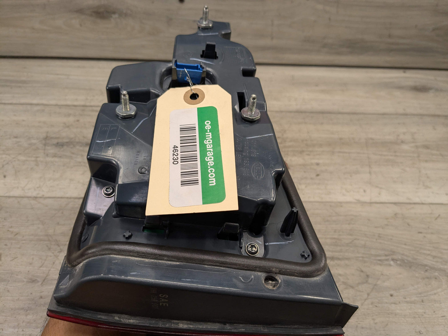 15-19 OEM BMW F16 F86 X6 X6M Rear Left Driver Inner Liftgate Stop Tail Light