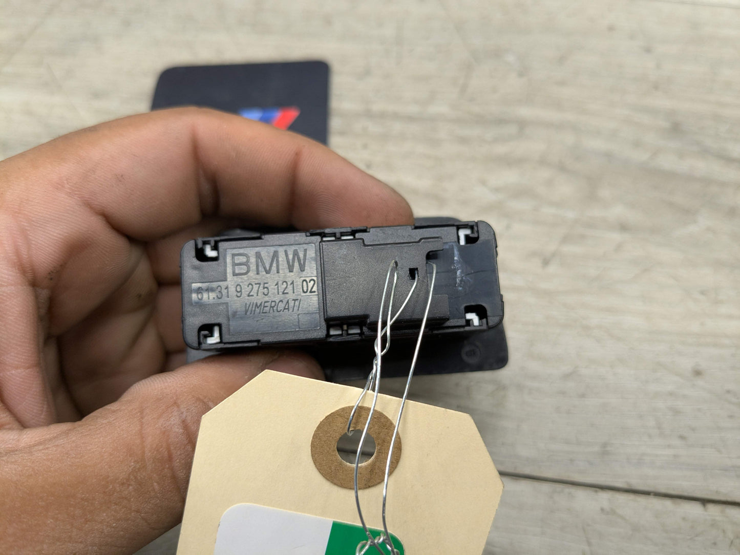 OEM BMW F02 F10 F15 F48 F90 G01 G20 G30 G80 X3 Rear Trunk Lid Center Lock Switch