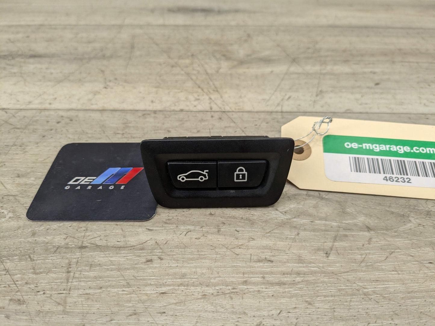 OEM BMW F02 F10 F15 F48 F90 G01 G20 G30 G80 X3 Rear Trunk Lid Center Lock Switch