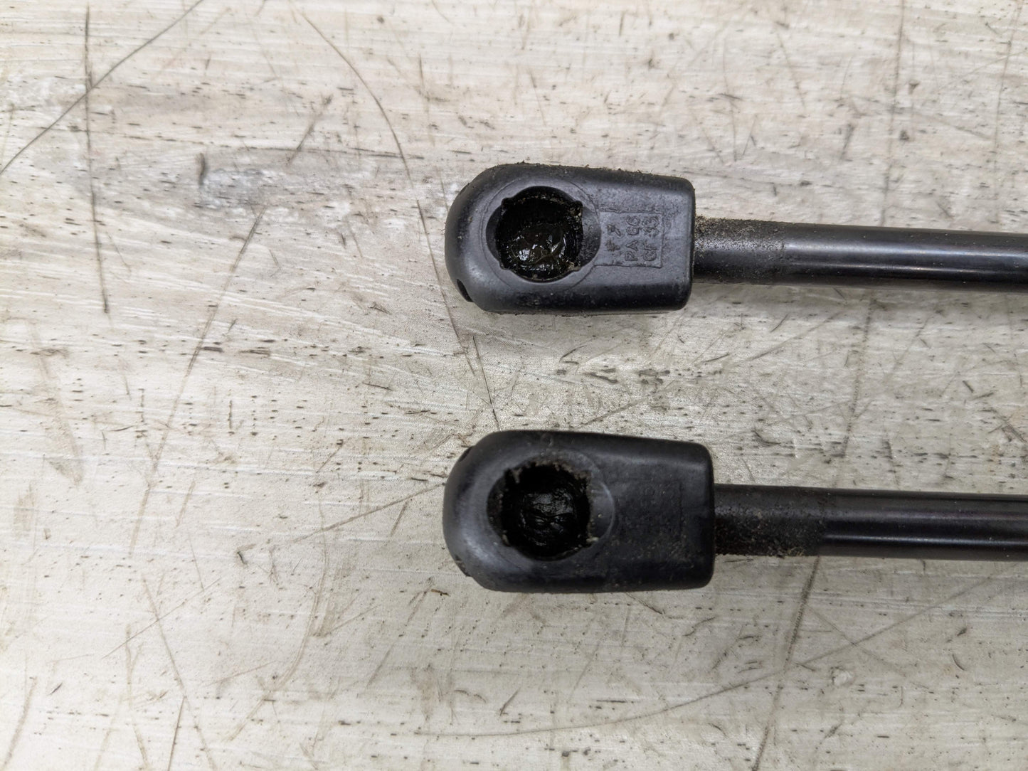 OEM BMW G20 G26 G42 G80 G87 M2 M4 Front Left Right Hood Strut Shock Supports SET