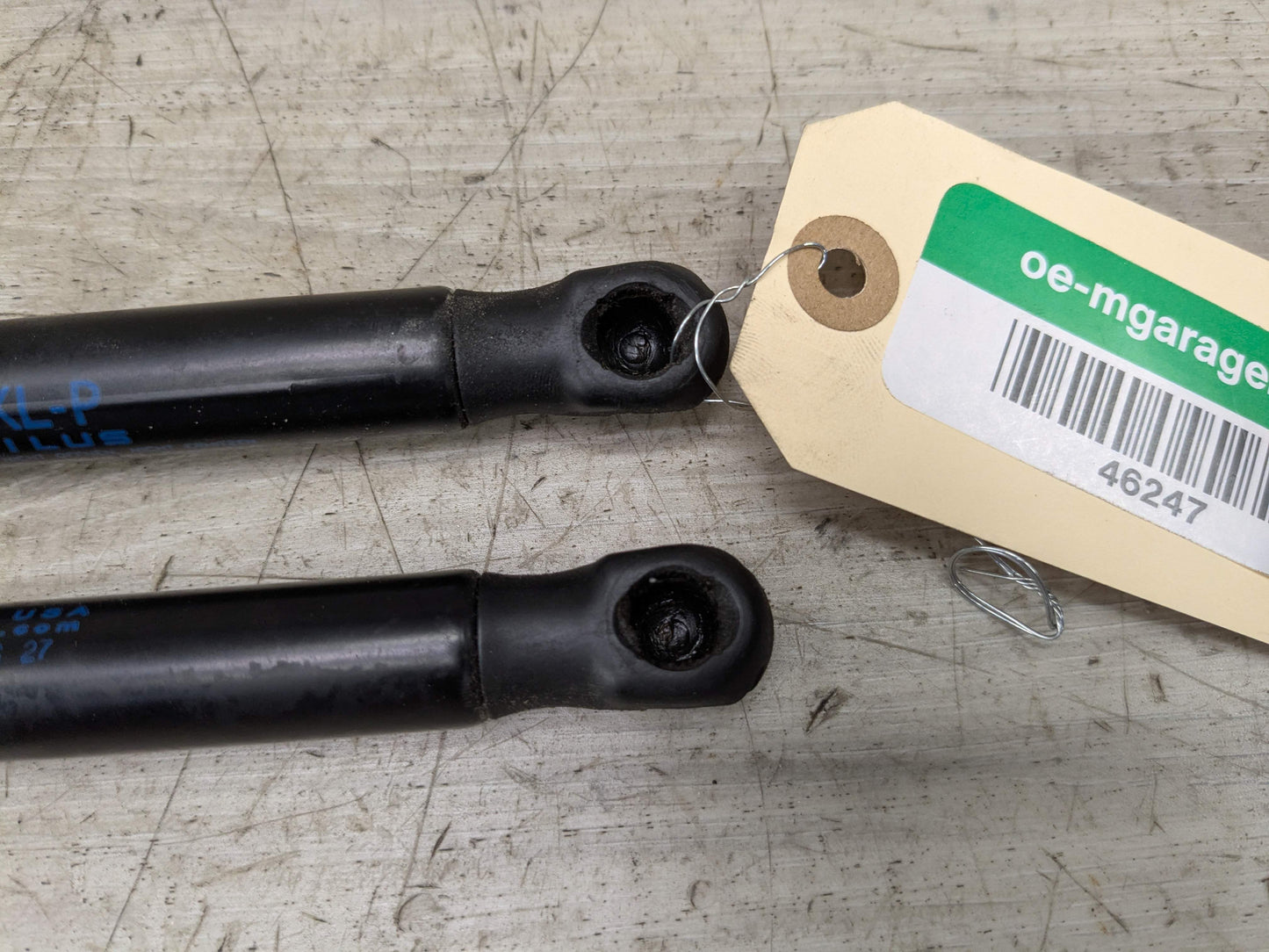 OEM BMW G20 G26 G42 G80 G87 M2 M4 Front Left Right Hood Strut Shock Supports SET