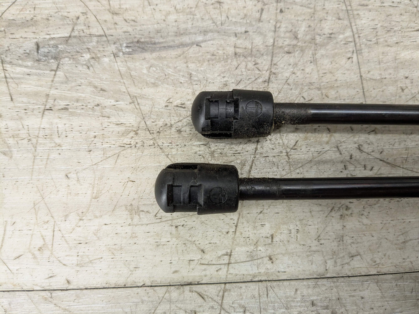 OEM BMW G20 G26 G42 G80 G87 M2 M4 Front Left Right Hood Strut Shock Supports SET