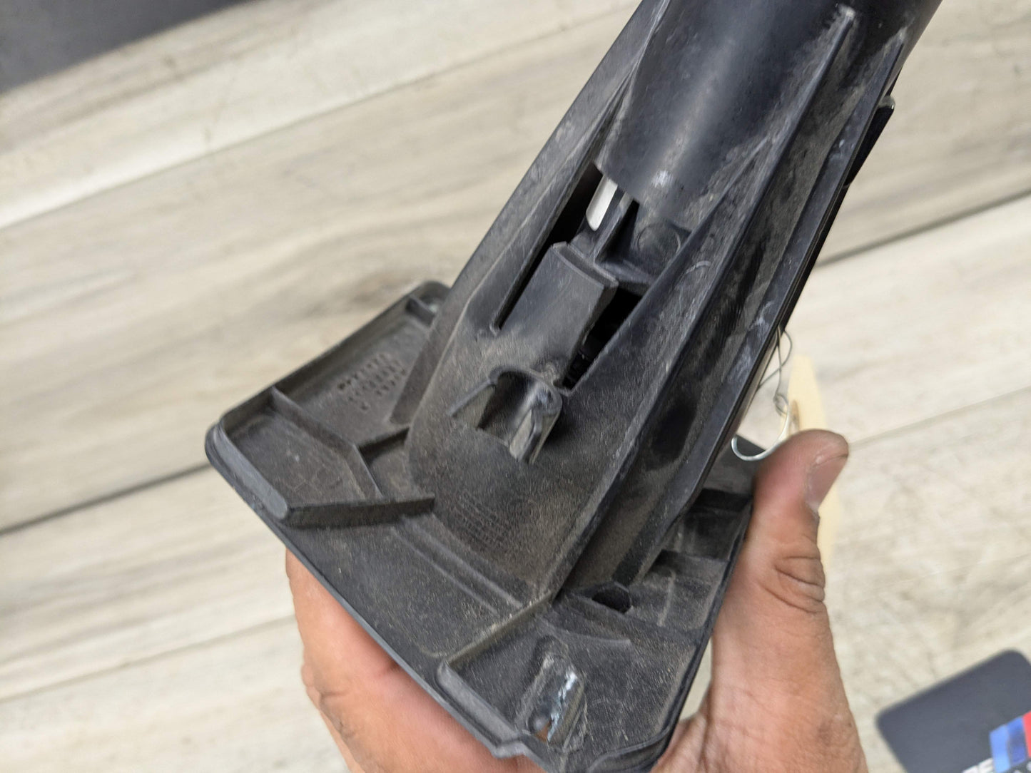 OEM BMW X5 F15 F85 X6 F16 F86 Headlight Washer Pump Right Passenger Spray Nozzle