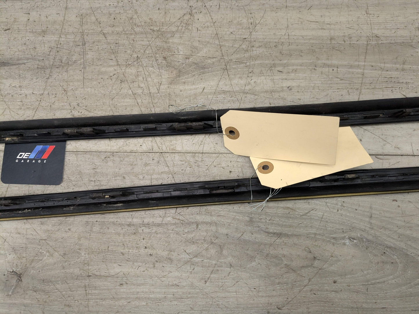 OEM BMW F16 F86 X6 X6M Front Left Right Windshield Side Drip Molding PAIR Black