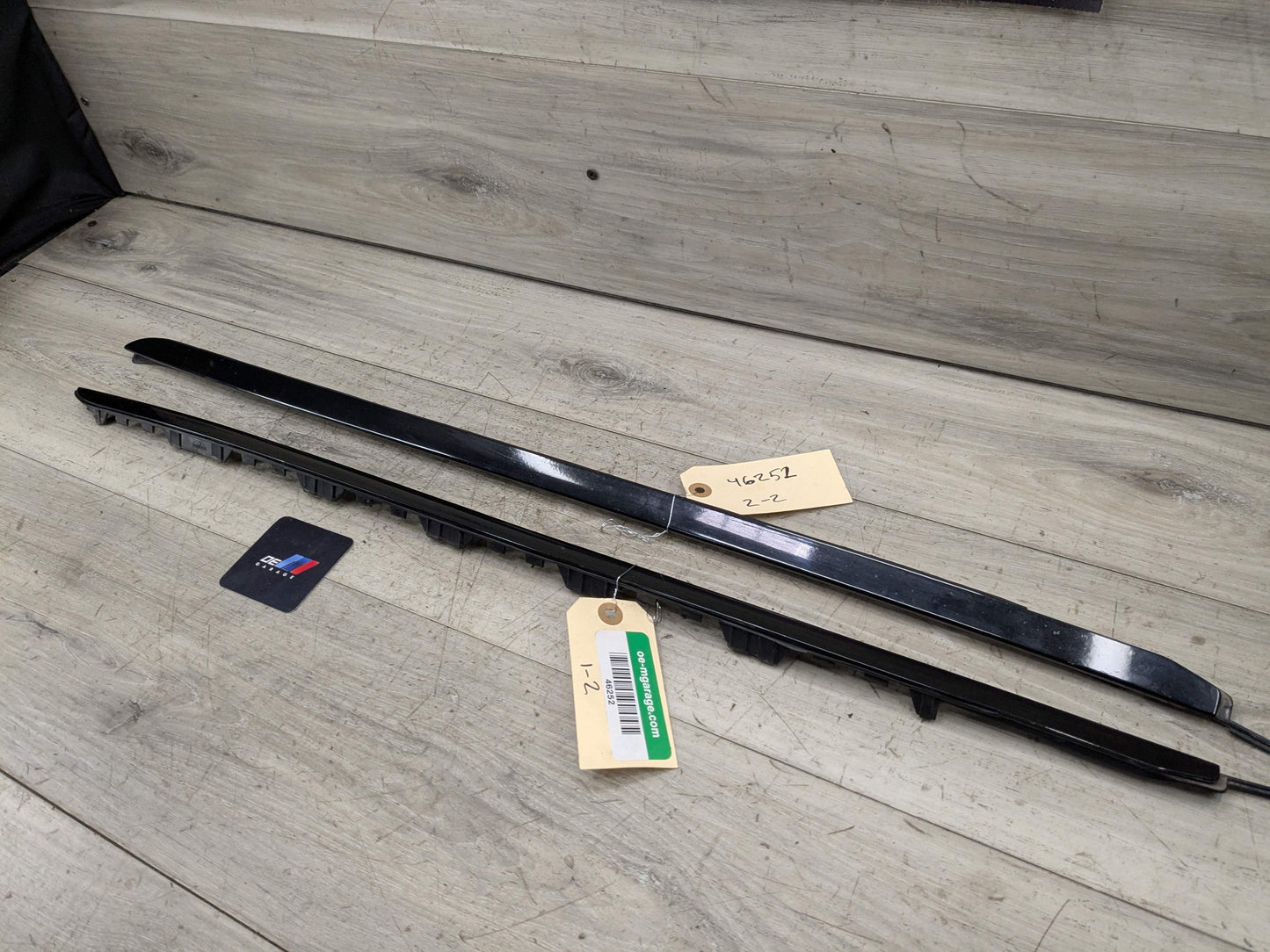 OEM BMW F16 F86 X6 X6M Front Left Right Windshield Side Drip Molding PAIR Black