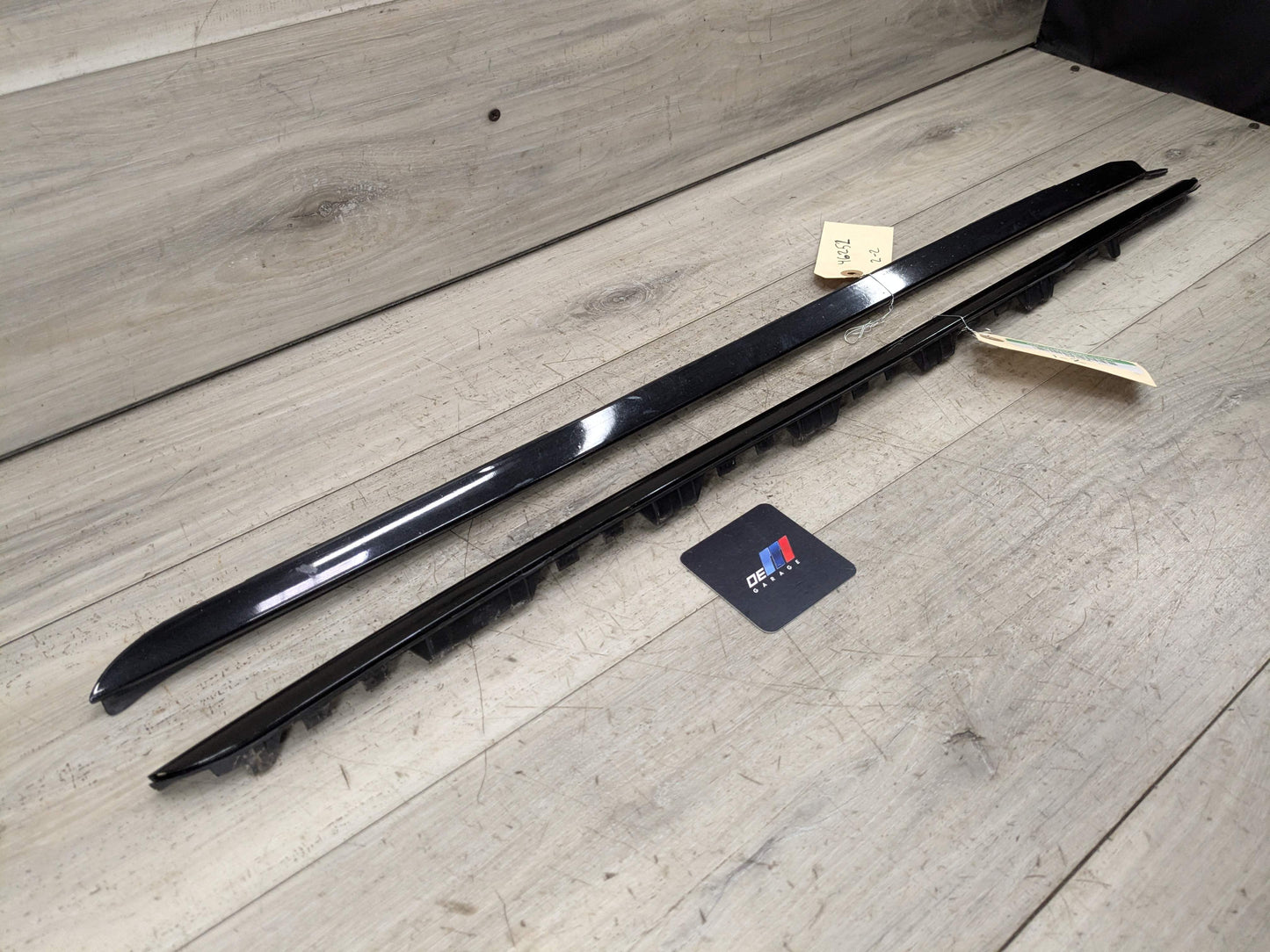 OEM BMW F16 F86 X6 X6M Front Left Right Windshield Side Drip Molding PAIR Black