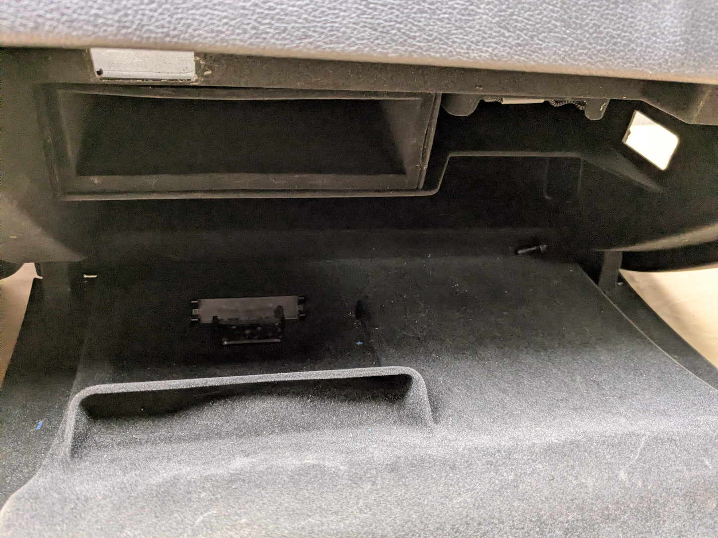 08-16 OEM AUDI Quattro A5 S5 Dashboard Dash Board Cover Panel w/ Glovebox