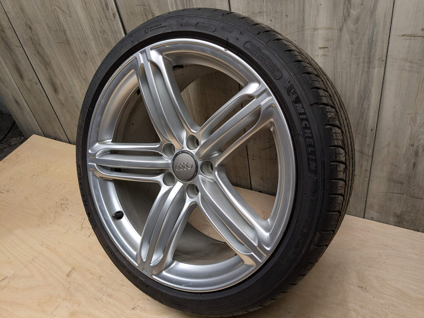 *07-17 OEM AUDI A5 Quatro S5 19x9 ET33 Wheel Rim 5 Triple Spoke