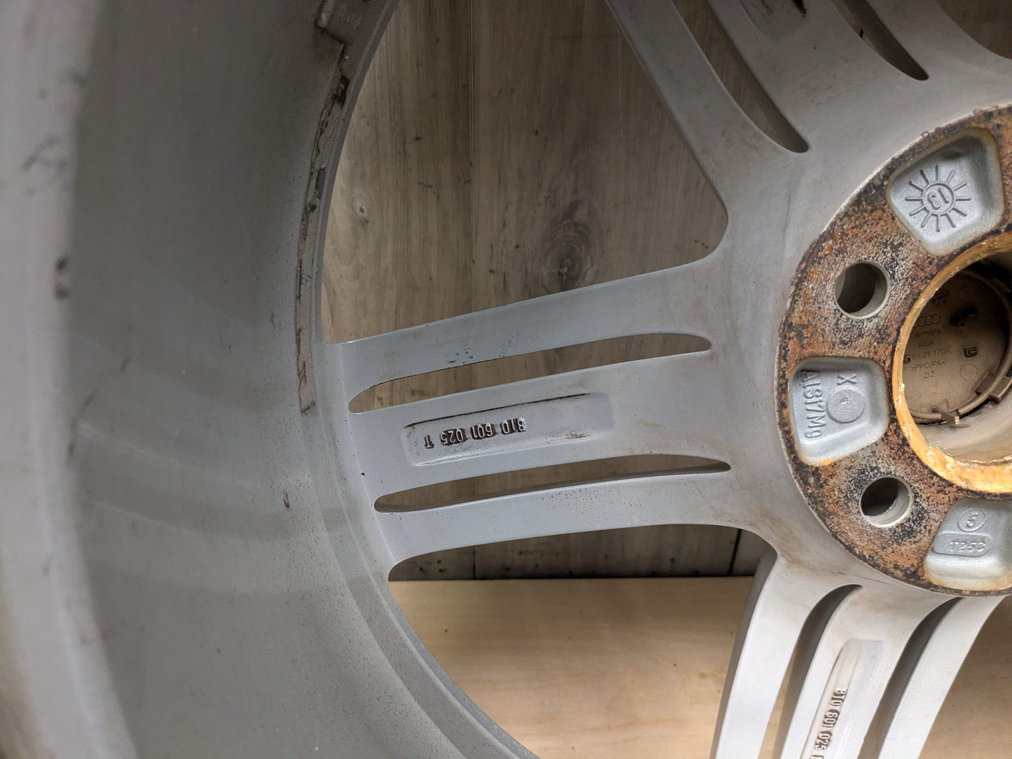 *07-17 OEM AUDI A5 Quatro S5 19x9 ET33 Wheel Rim 5 Triple Spoke