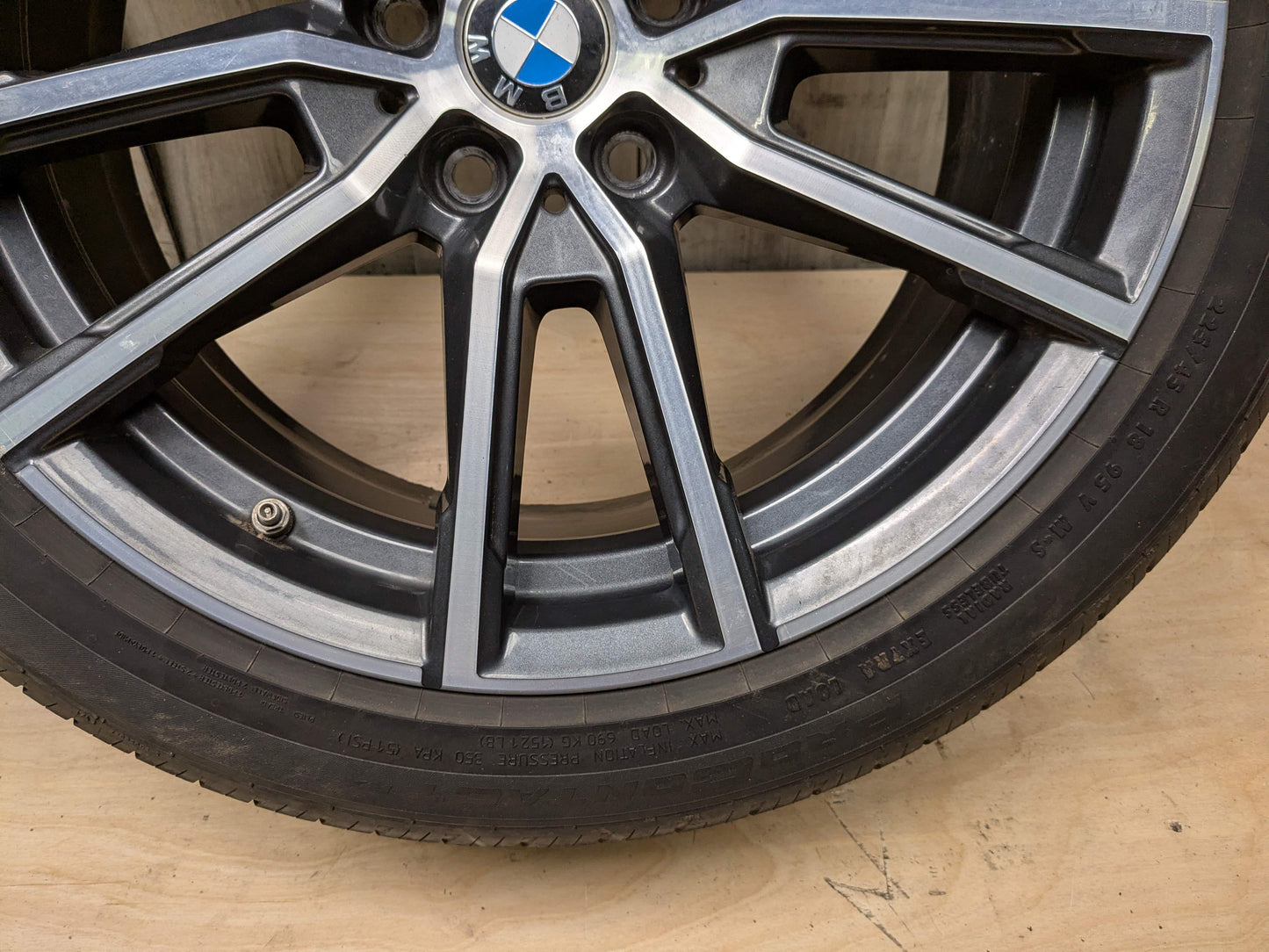 OEM BMW G20 G22 G23 G42 330 M340 FRONT Rim Wheel 18x7.5 ET25 V-spoke Style 780