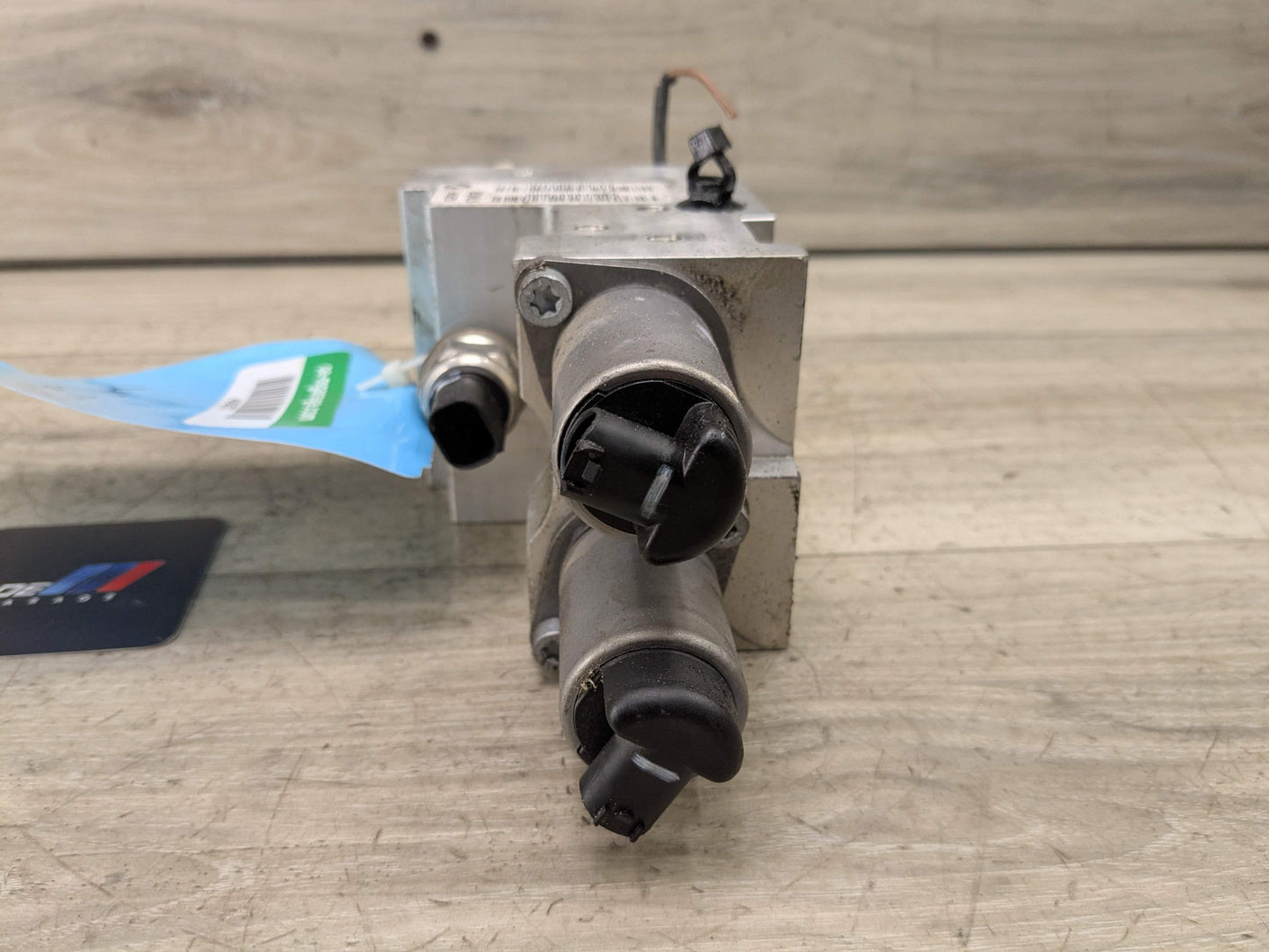 08-19 OEM BMW F15 F16 F85 F86 X5 M X6 M RHD Active Dynamic Drive Valve Block