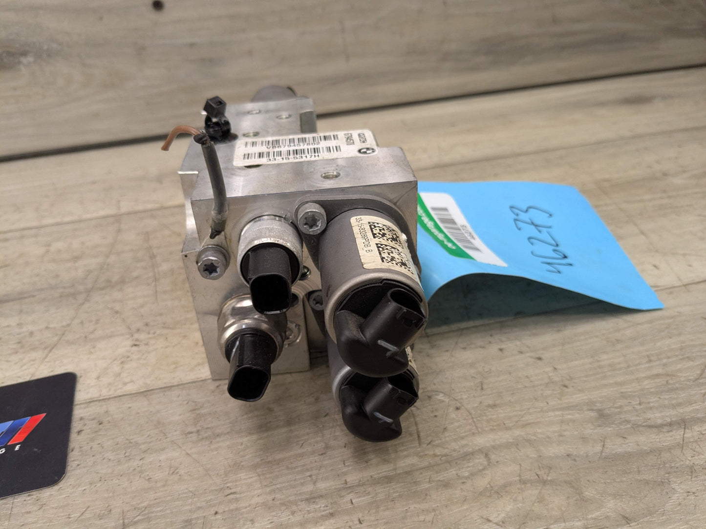 08-19 OEM BMW F15 F16 F85 F86 X5 M X6 M RHD Active Dynamic Drive Valve Block