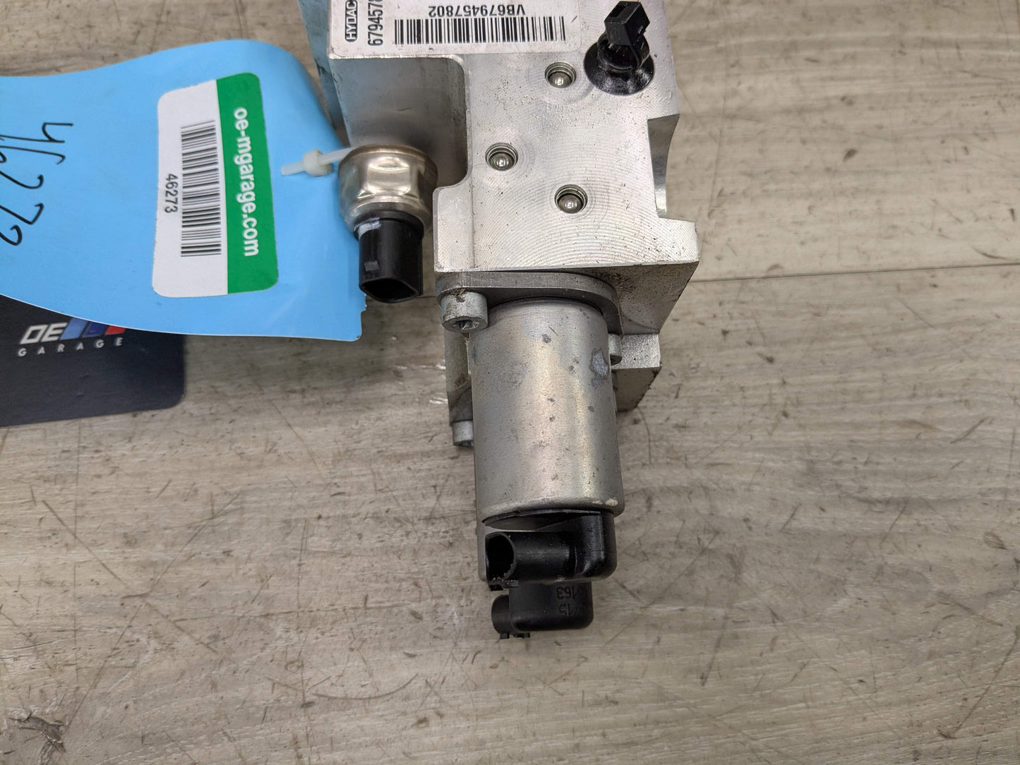 08-19 OEM BMW F15 F16 F85 F86 X5 M X6 M RHD Active Dynamic Drive Valve Block