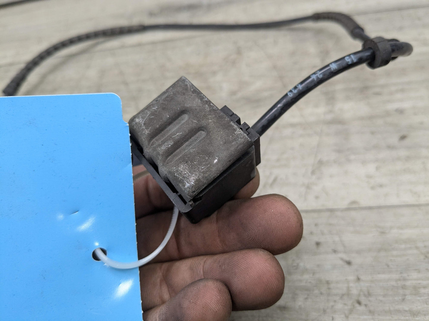 14-19 OEM BMW F15 F16 F85 F86 X5 X6 X5M Rear Acceleration Sensor Module w/ Cable