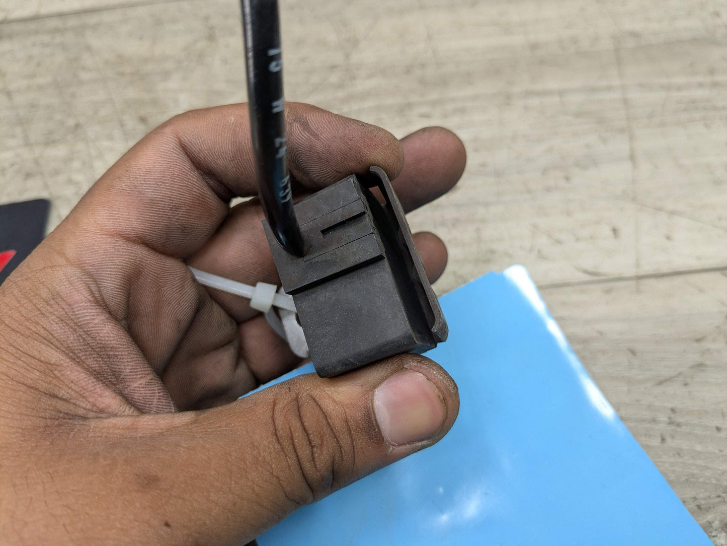 14-19 OEM BMW F15 F16 F85 F86 X5 X6 X5M Rear Acceleration Sensor Module w/ Cable