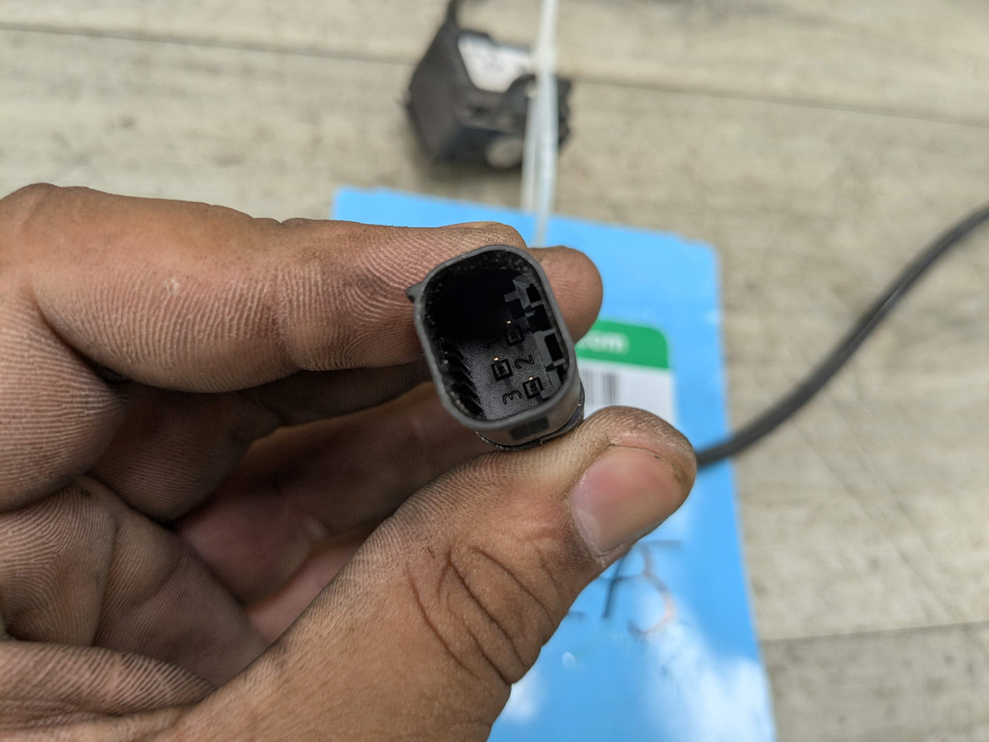 14-19 OEM BMW F15 F16 F85 F86 X5 X6 X5M Rear Acceleration Sensor Module w/ Cable