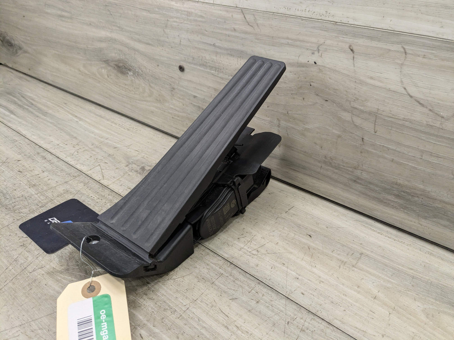 OEM BMW F15 F22 F25 F30 F36 F80 G01 G05 G20 X3 X5 Accelerator Throttle Gas Pedal