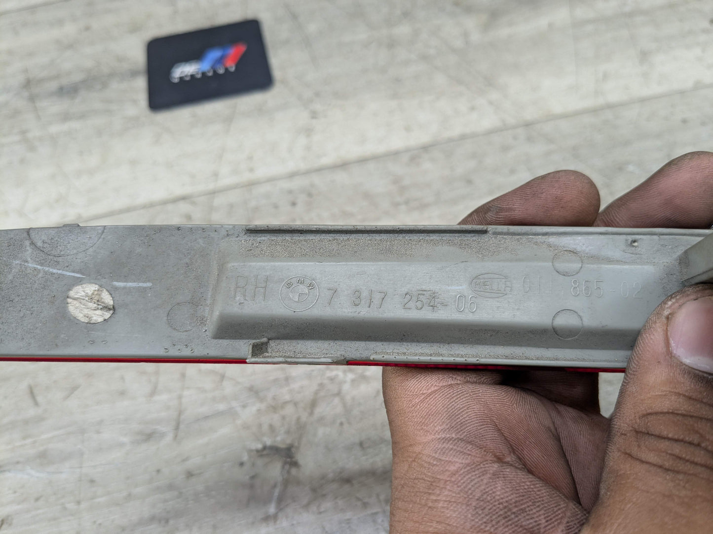 15-19 OEM BMW F16 X6 Rear Bumper Right Passenger Side Marker Light Reflector