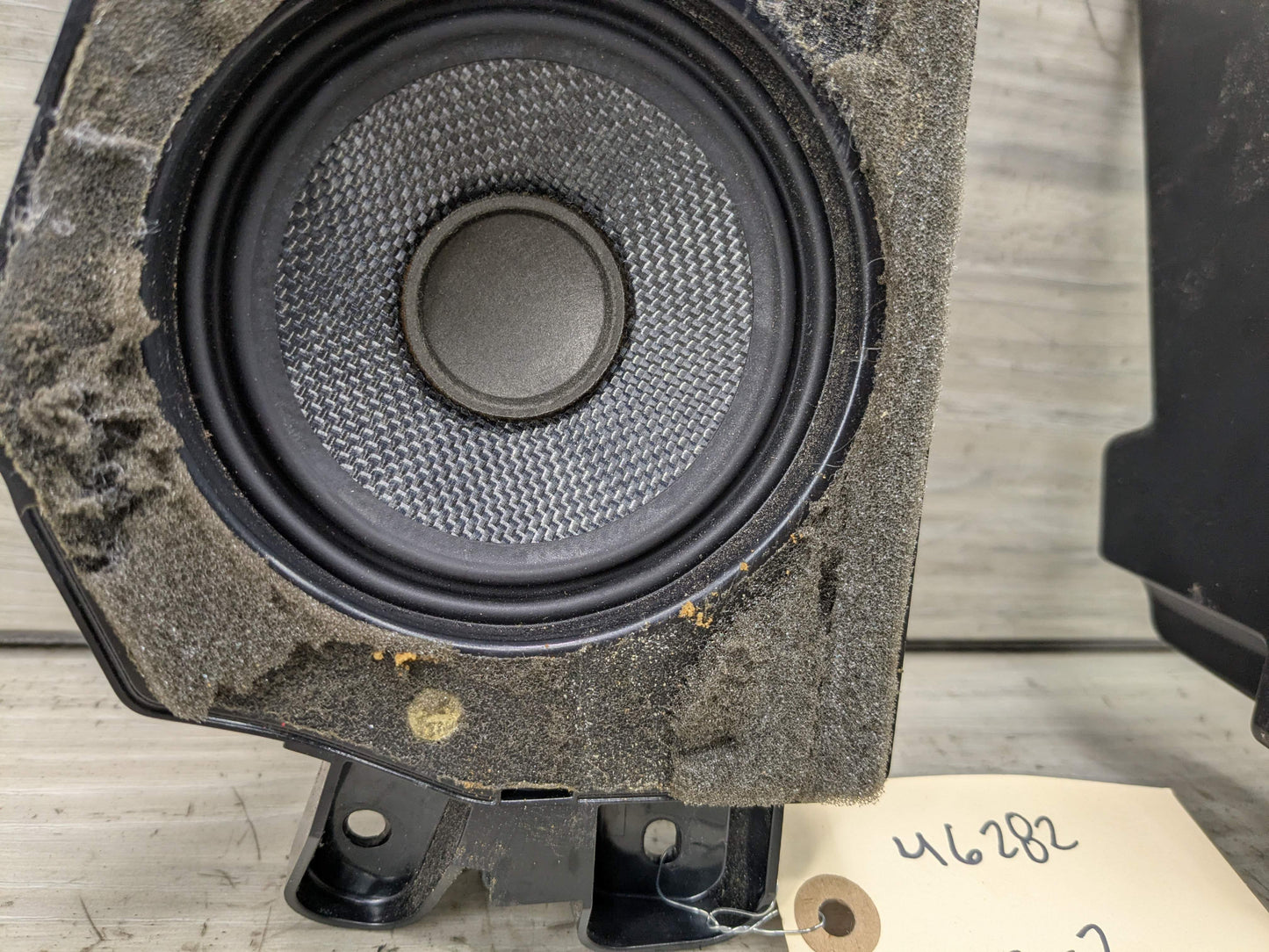 OEM BMW F16 F86 X6 X6M Left Right Driver Passenger Speaker D Pillar Carrier SET