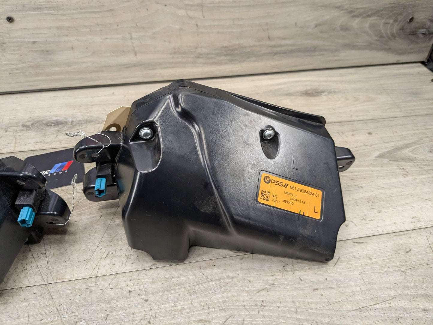 OEM BMW F16 F86 X6 X6M Left Right Driver Passenger Speaker D Pillar Carrier SET