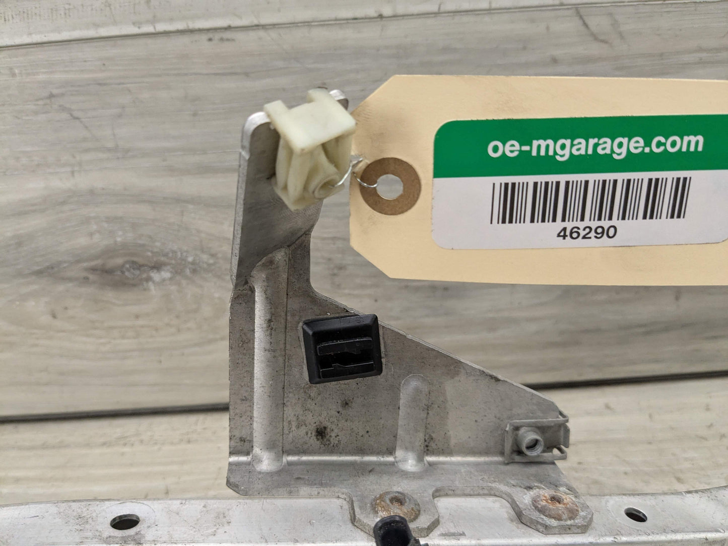 14-19 OEM BMW F15 F16 F85 X5 X6 Right Passenger Headlight Mount Support Bracket