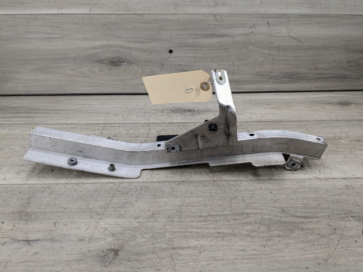 14-19 OEM BMW F15 F16 F85 X5 X6 Right Passenger Headlight Mount Support Bracket