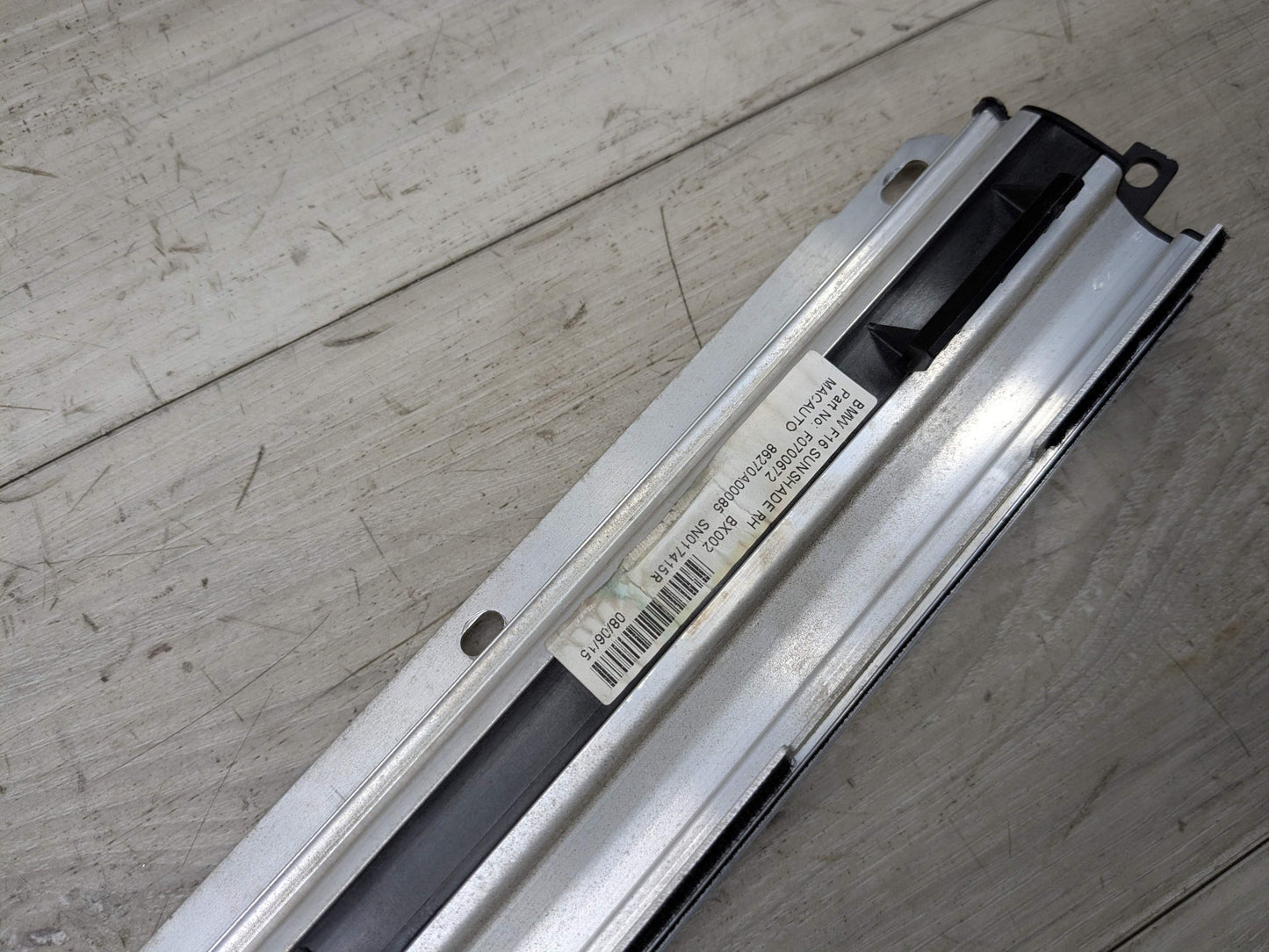 15-19 OEM BMW F16 F86 X6 REAR Right Passenger Door Window Roller Sunshade Blind