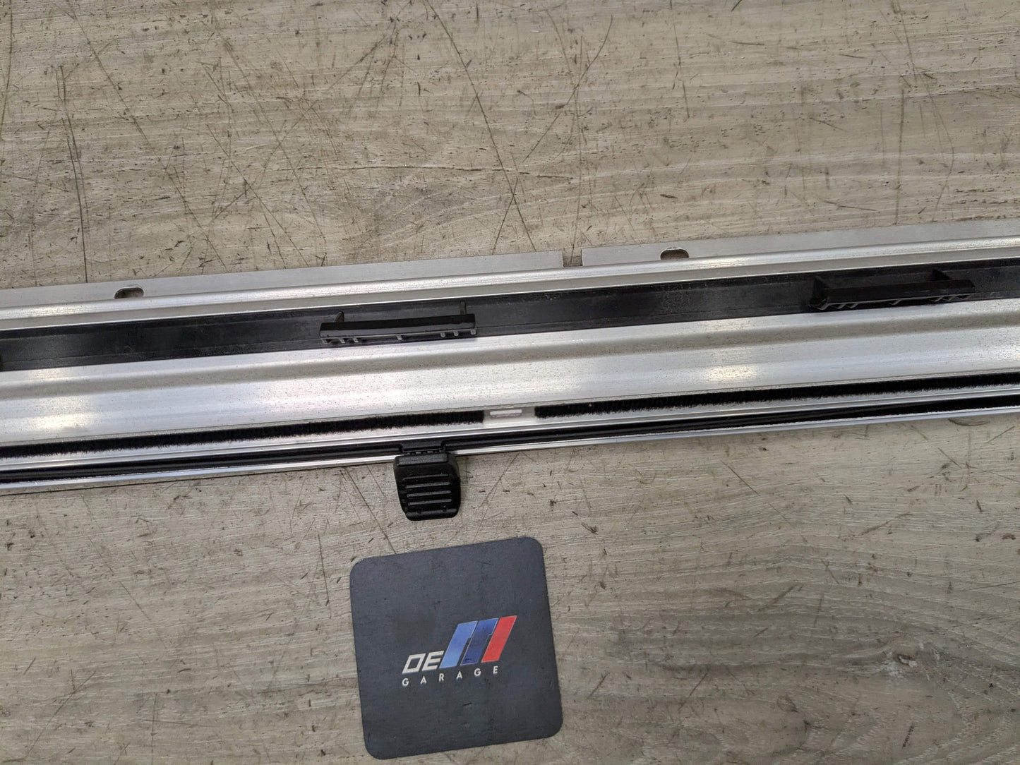 15-19 OEM BMW F16 F86 X6 REAR Right Passenger Door Window Roller Sunshade Blind