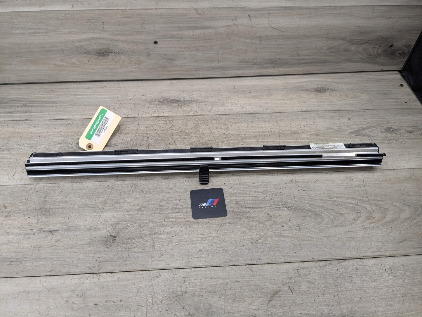 15-19 OEM BMW F16 F86 X6 REAR Right Passenger Door Window Roller Sunshade Blind