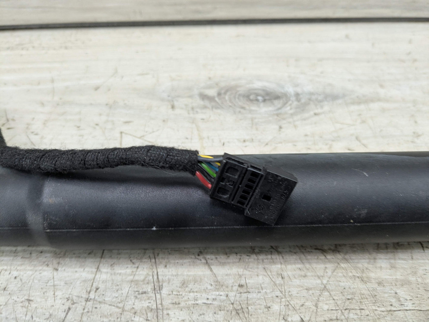 OEM BMW F16 F86 X6 Rear Left Right Trunk Liftgate Shock Hatch Strut Supports