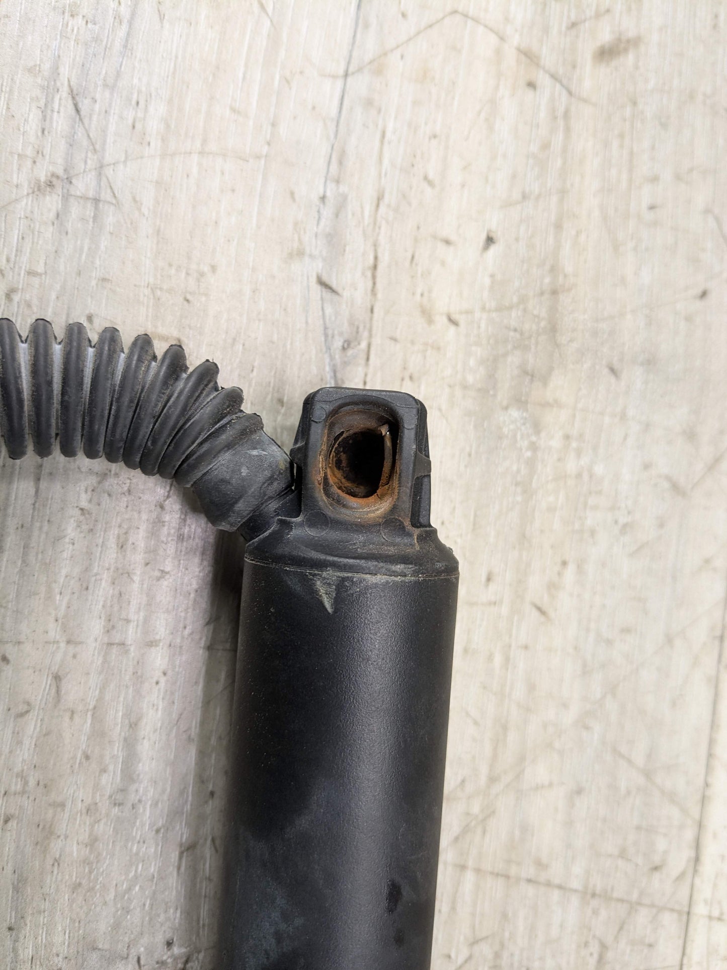 OEM BMW F16 F86 X6 Rear Left Right Trunk Liftgate Shock Hatch Strut Supports