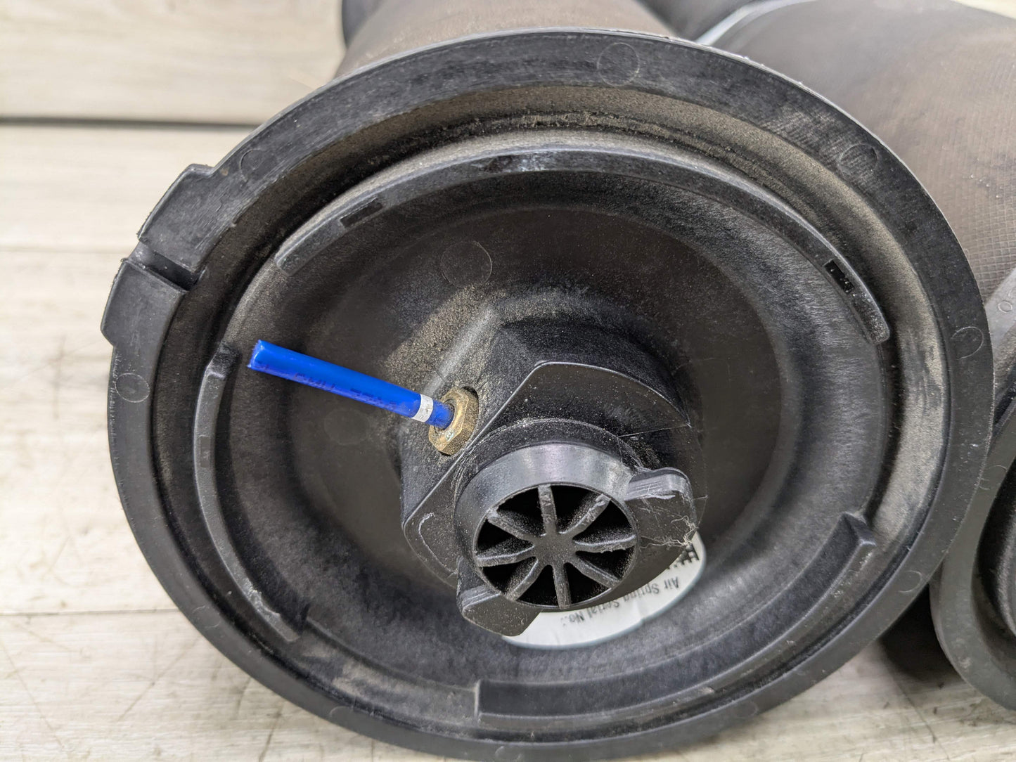 ARNOTT BMW F15 F16 X5 X6 Rear Left Right Air Suspension Pneumatic Spring SET