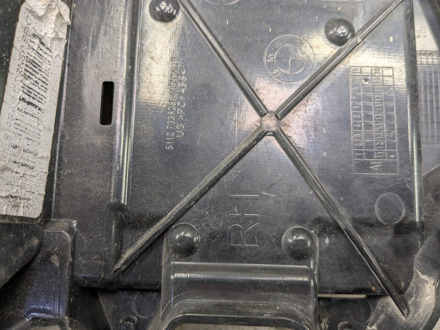 15-19 OEM BMW F16 X6 Rear Right Passenger Bumper Supports Brackets Mounts PAIR