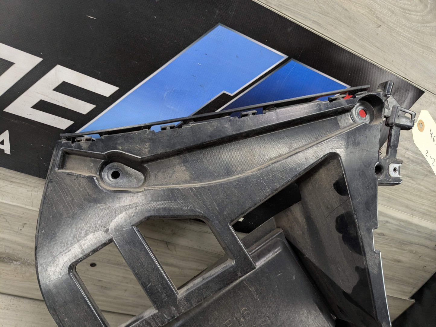 15-19 OEM BMW F16 X6 Rear Right Passenger Bumper Supports Brackets Mounts PAIR