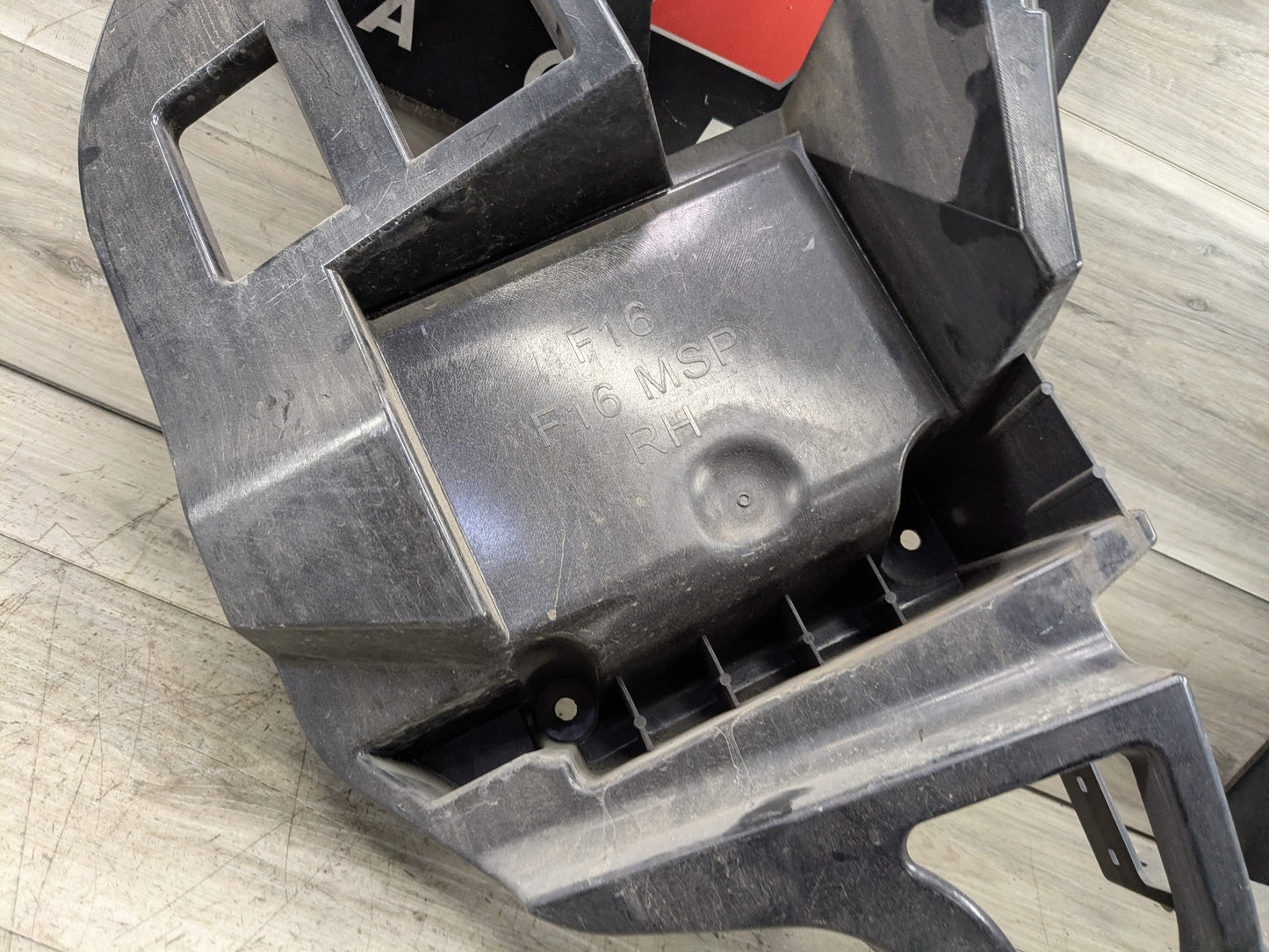 15-19 OEM BMW F16 X6 Rear Right Passenger Bumper Supports Brackets Mounts PAIR