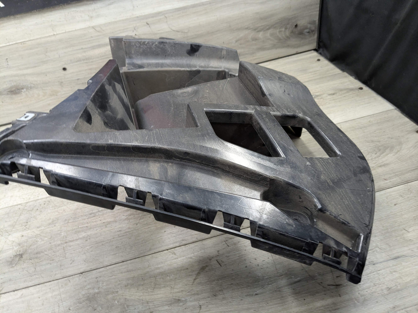 15-19 OEM BMW F16 X6 Rear Right Passenger Bumper Supports Brackets Mounts PAIR