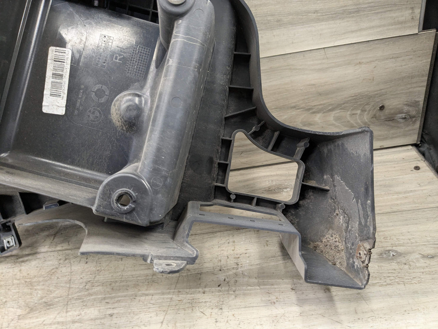 15-19 OEM BMW F16 X6 Rear Right Passenger Bumper Supports Brackets Mounts PAIR