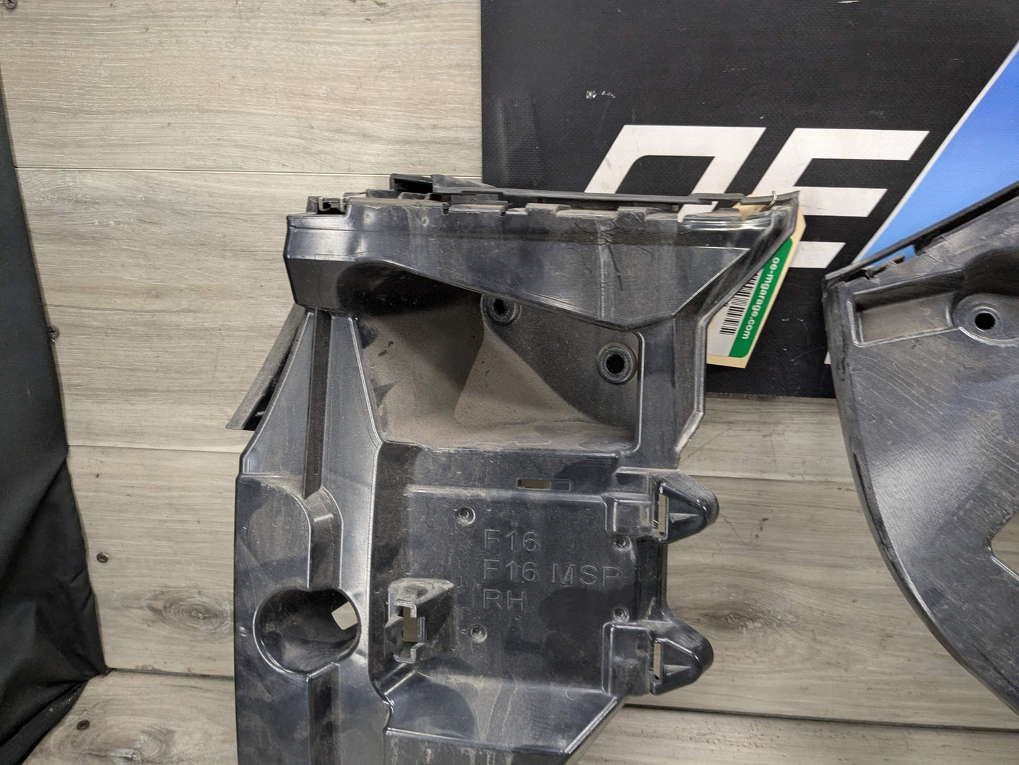 15-19 OEM BMW F16 X6 Rear Right Passenger Bumper Supports Brackets Mounts PAIR