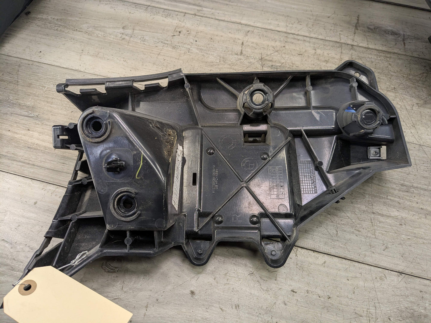 15-19 OEM BMW F16 X6 Rear Right Passenger Bumper Supports Brackets Mounts PAIR