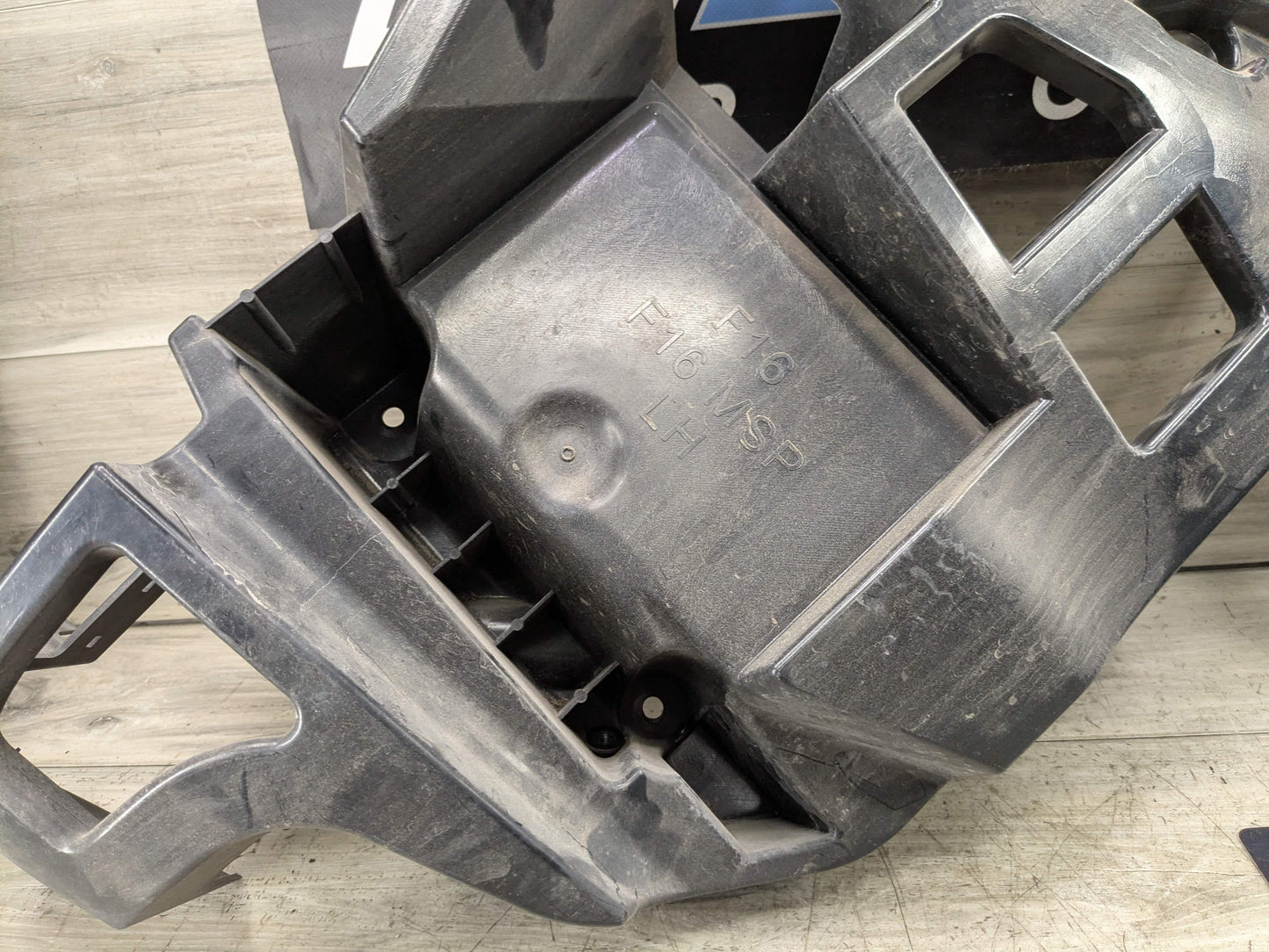 15-19 OEM BMW F16 X6 Rear Left Driver Bumper Supports Brackets Mounts Guide PAIR