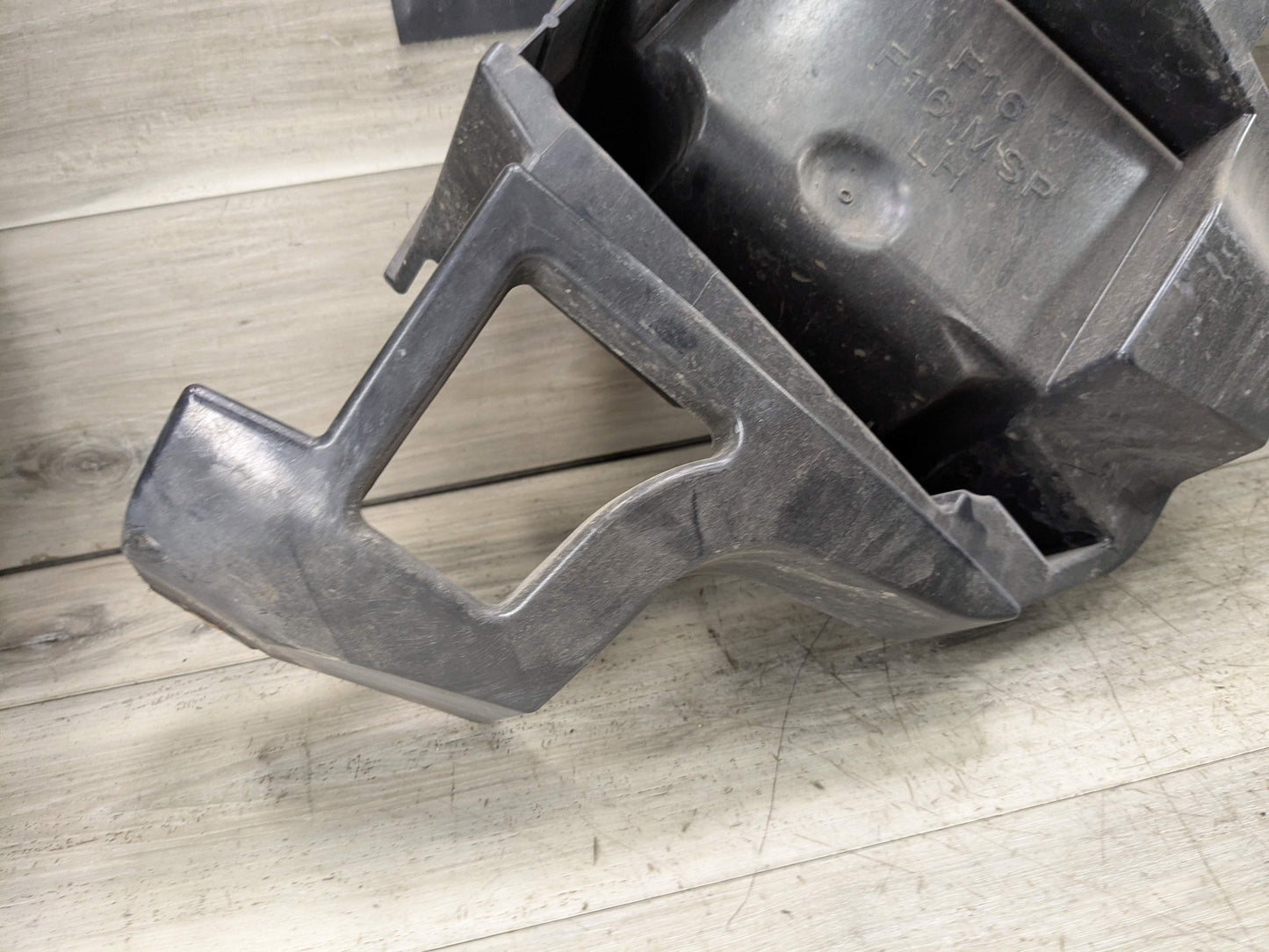 15-19 OEM BMW F16 X6 Rear Left Driver Bumper Supports Brackets Mounts Guide PAIR