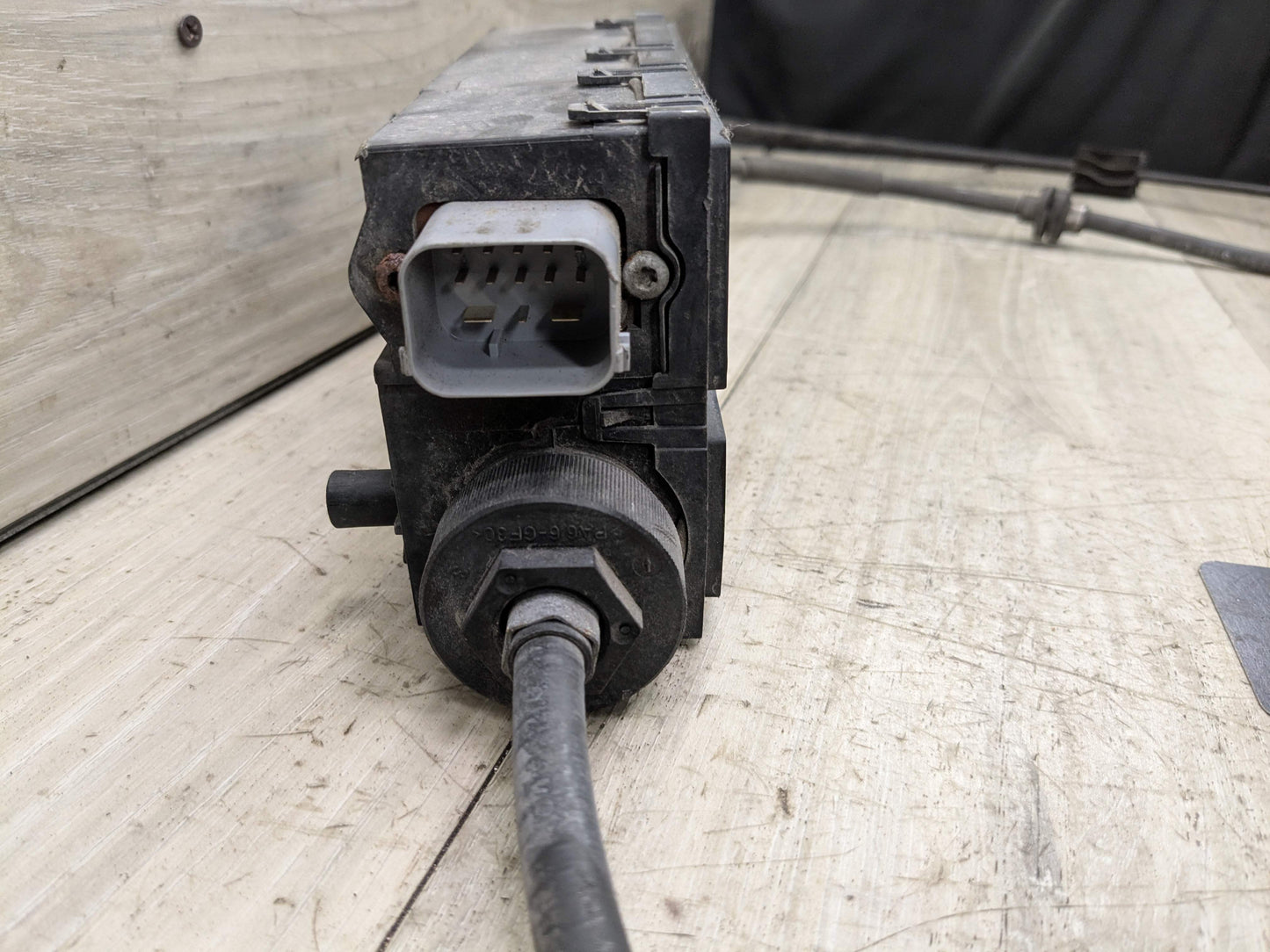 OEM BMW F15 F16 F85 F86 X5 X6 X5M Emergency Parking Brake Actuator Unit Motor