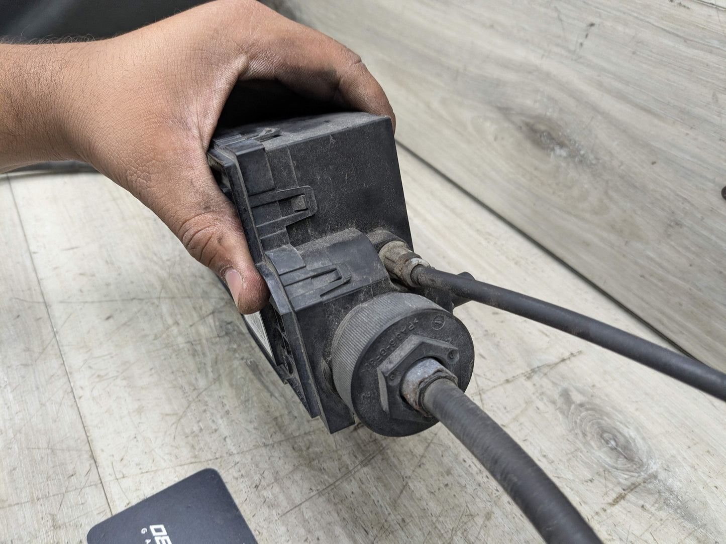 OEM BMW F15 F16 F85 F86 X5 X6 X5M Emergency Parking Brake Actuator Unit Motor