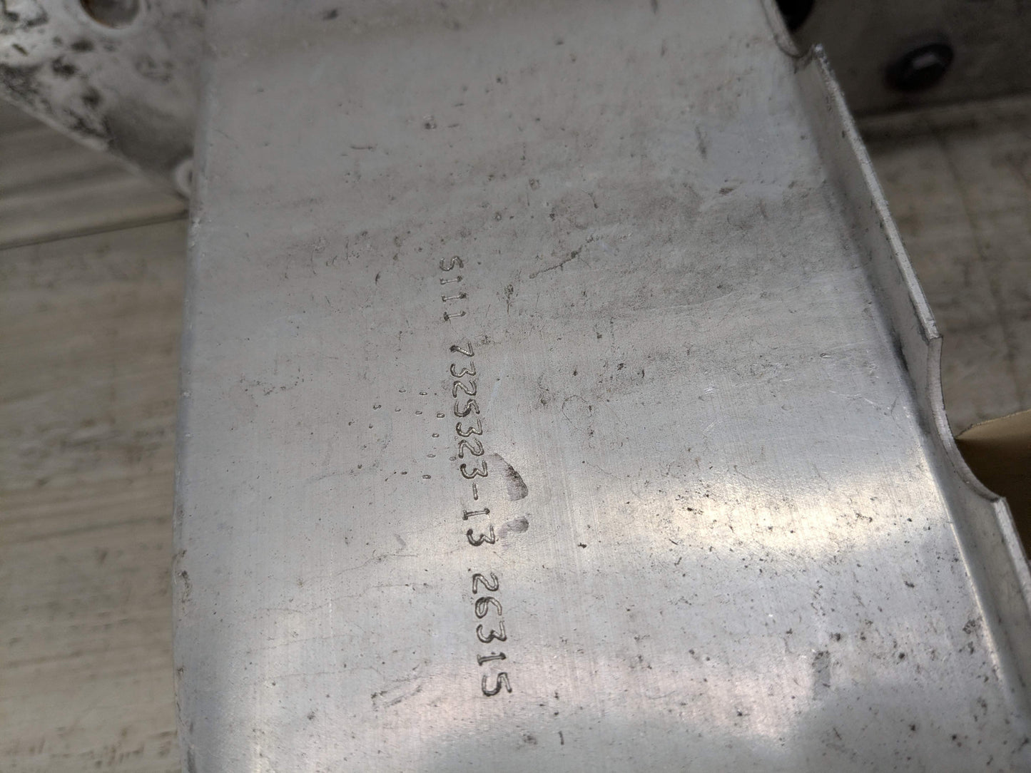 OEM BMW F15 F16 F85 X5 X6 Front Left Right Crash Bumper Reinforcement Brackets