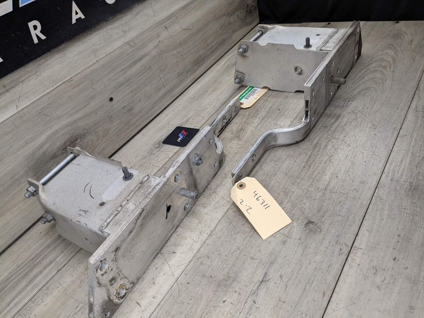 OEM BMW F15 F16 F85 X5 X6 Front Left Right Crash Bumper Reinforcement Brackets