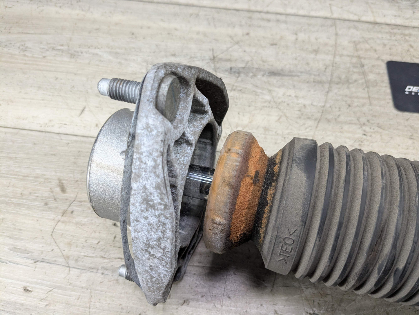 14-19 OEM BMW F15 F16 X5 X6 Rear Right Passenger Spring Strut Shock Absorber VDC